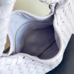 Bottega Veneta HOP small handbag - Image 9