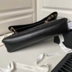 Chanel The 24P Hobo bag - Image 6