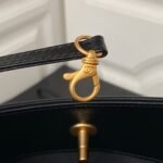 Chanel The 24P Hobo bag - Image 9