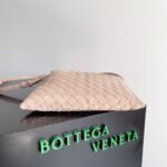 Bottega Veneta shoulder bag - Image 4