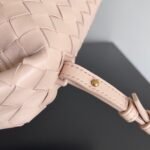 Bottega Veneta shoulder bag - Image 3