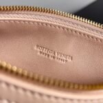 Bottega Veneta woven crescent bag - Image 7