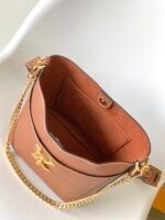Lock and Walk bucket bag - Image 9