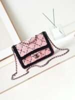 Chanel  24p small fragrant crystal sequin series    Car grid powder