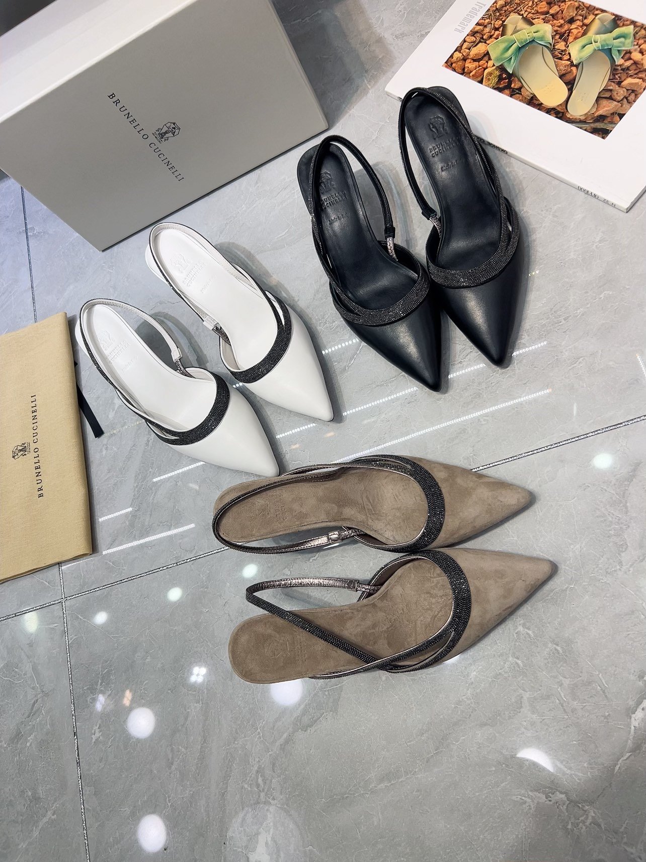 i1713527873_2531_0.jpg Brunelleocucinelli: New pointy flats - Image 1