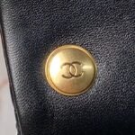 Chanel Pearl mini clutch bag - Image 9