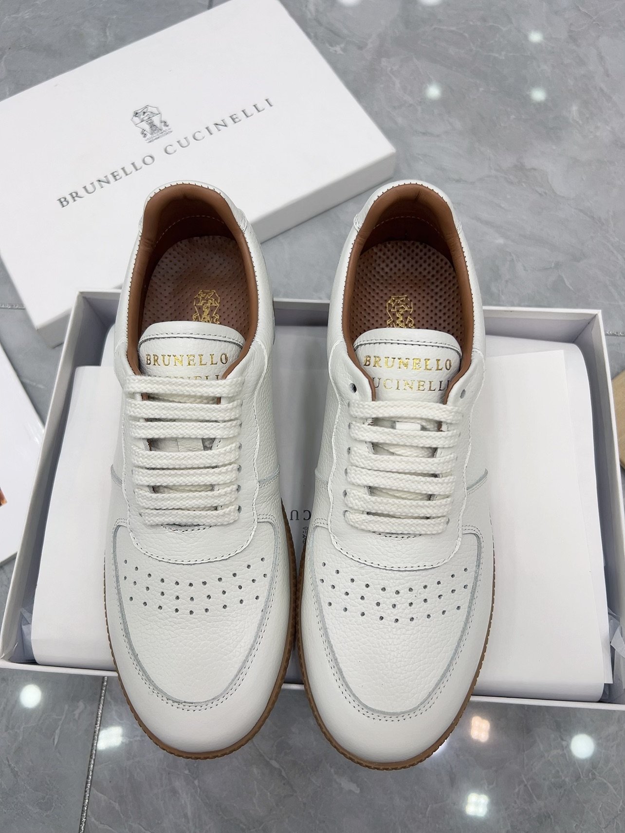 i1714826892_9566_2.jpg Brunelleocucinelli: Four season casual sneakers - Image 1