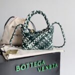 Bottega Venetawoven bag