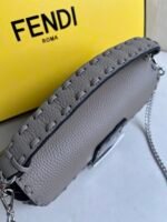 Fendi pigeon grey hand sewing bag - Image 5