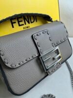Fendi pigeon grey hand sewing bag - Image 2