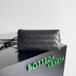 Bottega Venetahandbag - Image 3