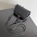 Bottega Venetahandbag - Image 6