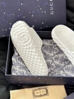 gucci slippers - Image 9