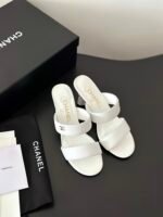 Chanel 24/New Pearl and Sanda - Image 2