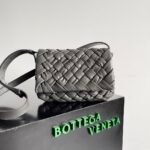Bottega Venetaa crossbody bag