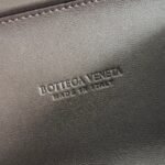 Bottega Venetadinner bag - Image 8