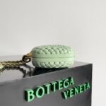 Bottega Veneta dinner bag - Image 2