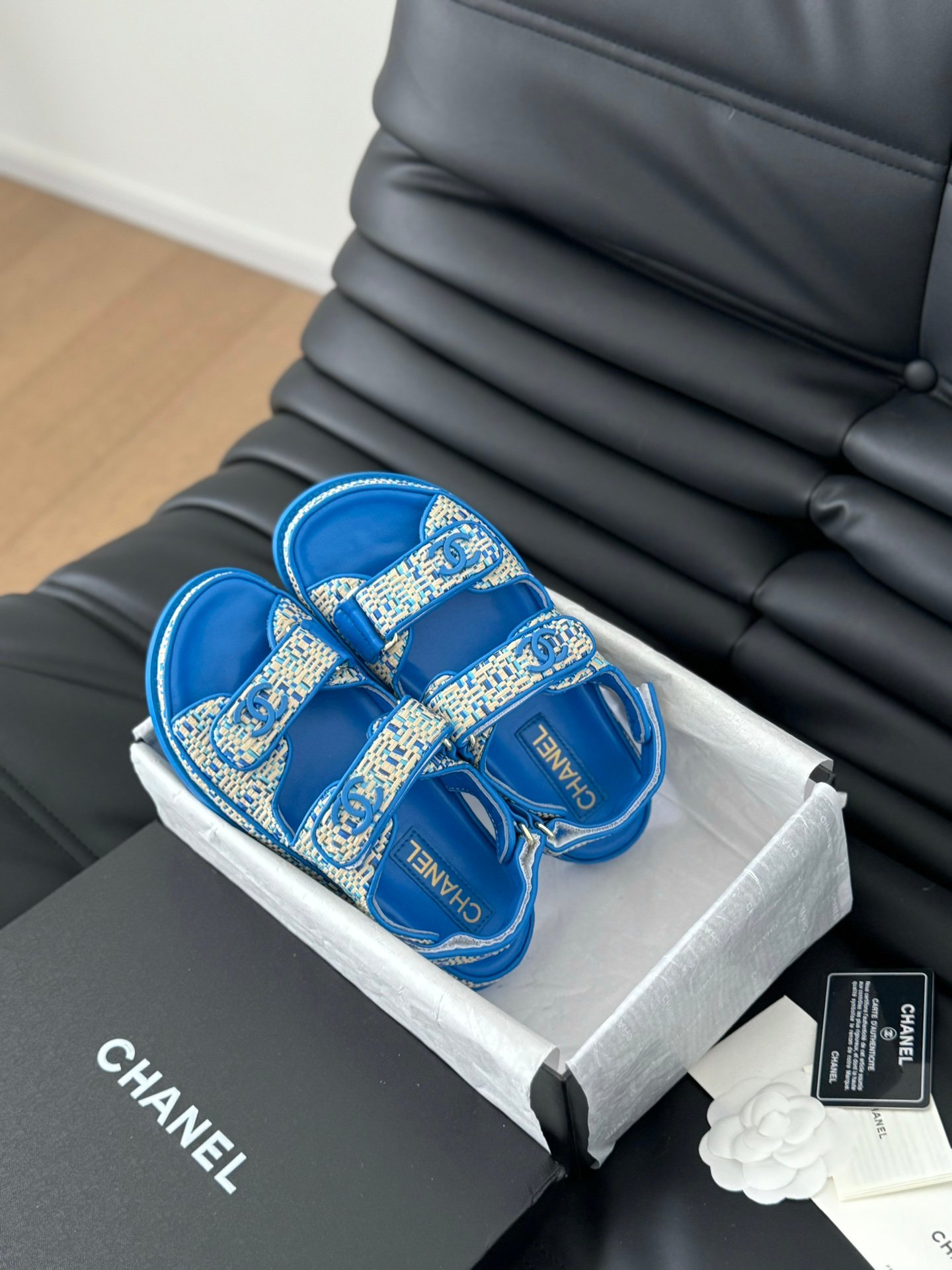 i1717086659_5105_0.jpg Chanel new bow diamond buckle Velcro sandals - Image 1