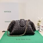 The Bitters Venetia chain bag