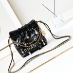 Chanel  Minisize22 bag