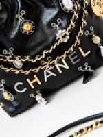 Chanel  Minisize22 bag - Image 2