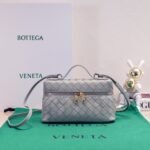 Bottega Veneta shoulder bag Makeup bag