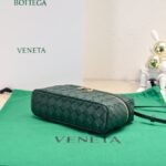 Bottega Veneta crossbody bag - Image 3