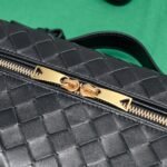 Bottega Veneta shoulder bag Makeup bag - Image 5