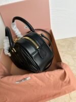 Miu Miu   bowling bag - Image 3