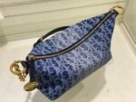 The  Hobostar denim series has been inspired by this bag - Image 6