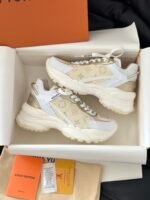 L home run55 23 New booster sneakers - Image 5