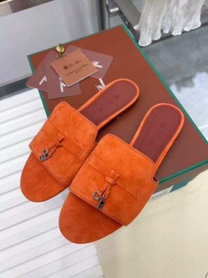 Loro Piana's new women's flip-flops with metal clasp