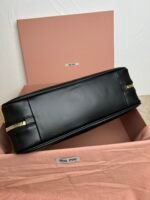 MiuMiu SS23 autumn and winter new briefcaseThe classic and atmospheric design of the bowling bag, - Image 9