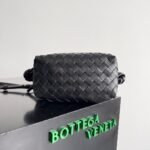 Bottega Veneta shoulder bag - Image 2