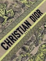 The latest earthy yellow color scheme of Tote tiger embroidery - Image 2