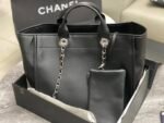 Chanel classic travel shopping bag - Image 5