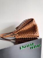 Bottega Venetahandbag - Image 3