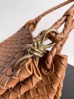 Bottega Venetahandbag - Image 8