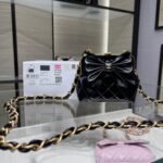 Chanel 24A latest bow clip bag dinner bag