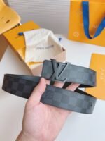 Louis Vuitton belt collection - Image 2