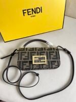 Fendi The latest Lao Hua mini magic stick phone bag - Image 2