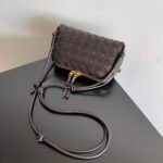 Bottega Veneta handbag - Image 6