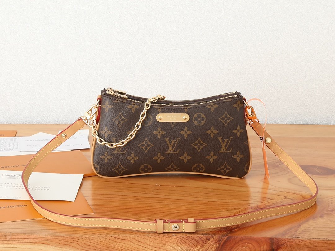 i1722107905_1395_0.jpg Liv Pochette clutch is made - Image 1