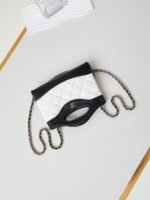 Chanel Tote bag - Image 7