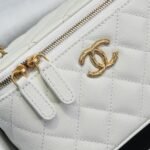 Chanel 24A   Chain Box Bag Makeup Bag - Image 6