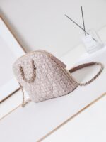 Chanel shell bag - Image 4