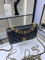 Chanel crossbody bag - Image 4