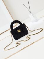 Chanel 24A Kelly Handle Bag