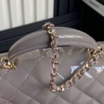Chanel underarm bag - Image 4