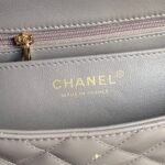 Chanel underarm bag - Image 9